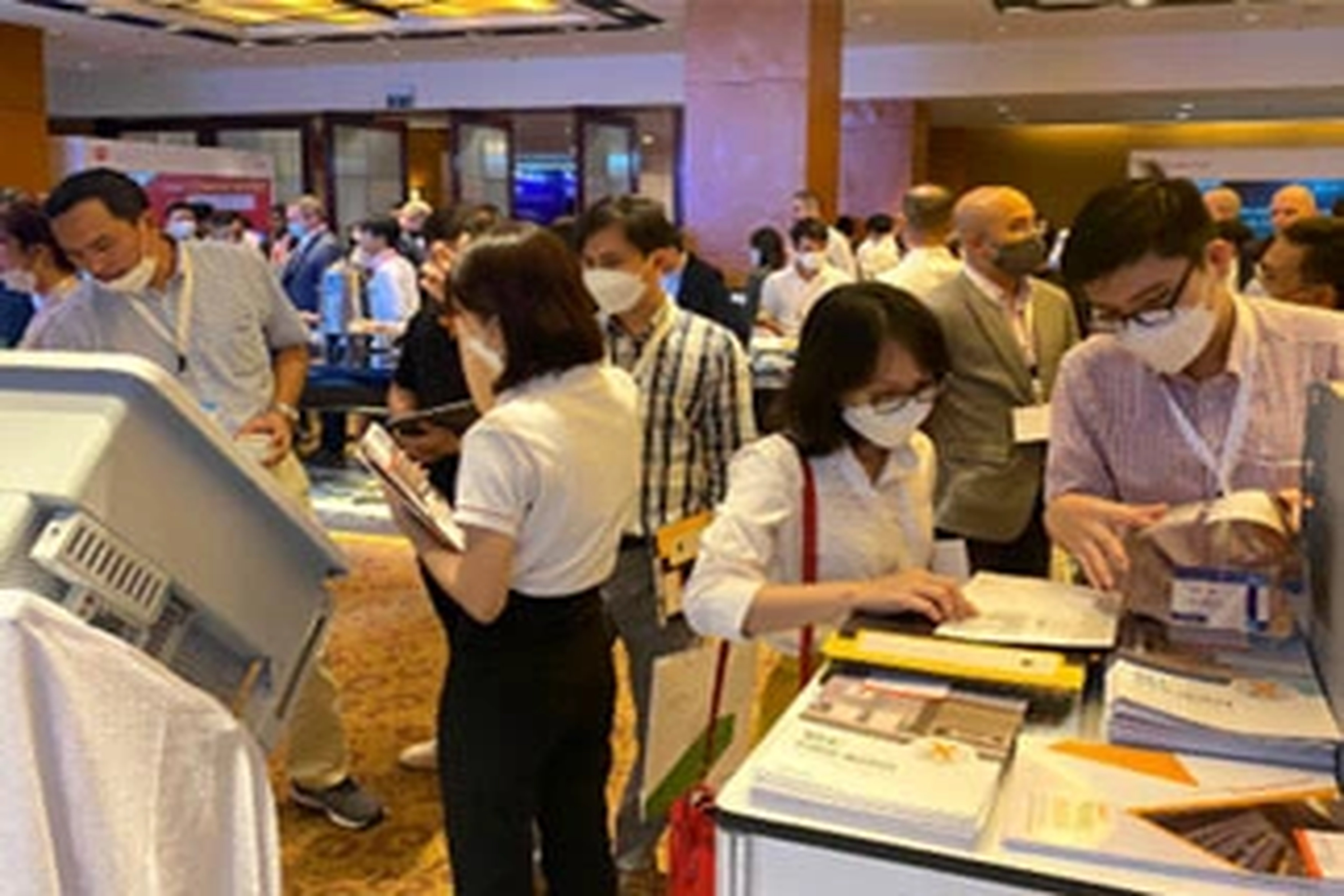 展会资讯 | WM真人WM视讯能源低压存储WM真人_WM视讯_WM真人平台-APP下载首次亮相越南市场